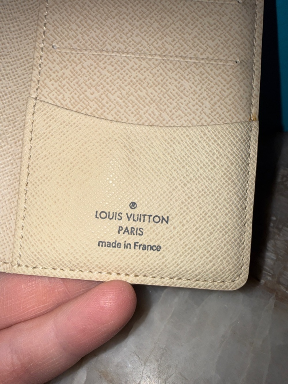 Louis Vuitton Damier Azur Card Holder - Cream & Gray Check - Picture 7 of 8